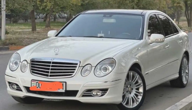 Лобовое стекло от Mercedes-Benz W211
